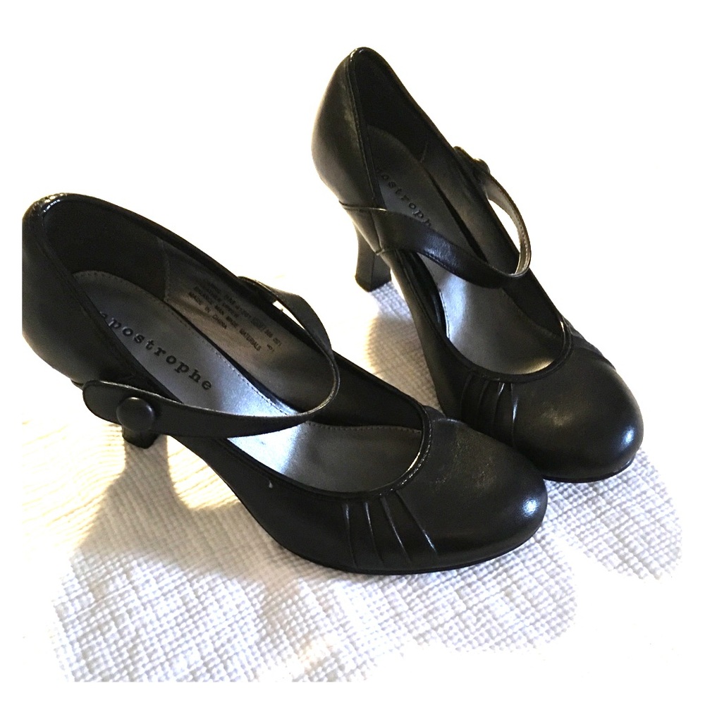 Black Mary Jane heels